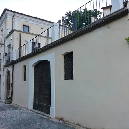 Nocleg ze śniadaniem Dimora Al Colle 3*