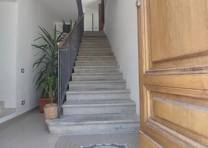 Dimora Al Colle Bed and Breakfast 3*