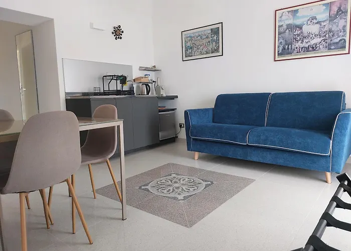 Dimora Al Colle Oda ve Kahvaltı 3*